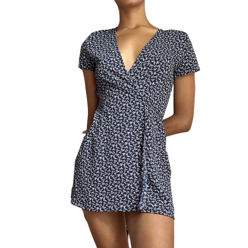 brandy melville floral wrap dress